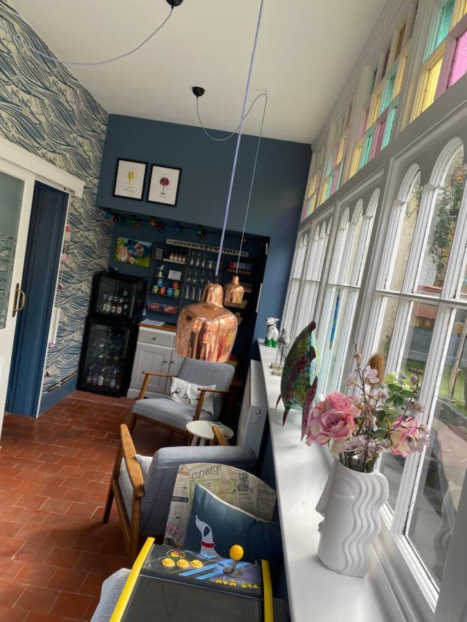 Channel Vista Guest House คอมบ์มาร์ติน ภายนอก รูปภาพ