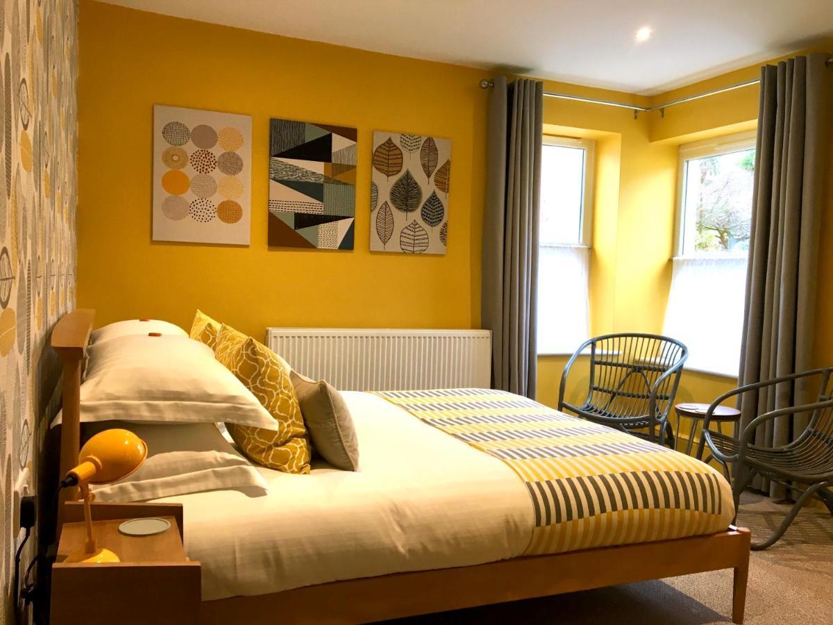 Channel Vista Guest House คอมบ์มาร์ติน ภายนอก รูปภาพ